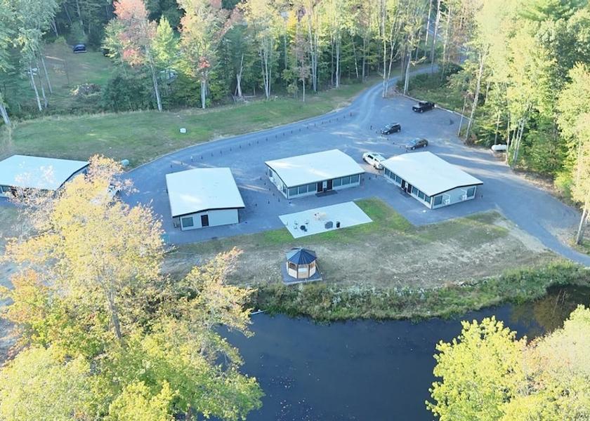 New York Altmar Facade