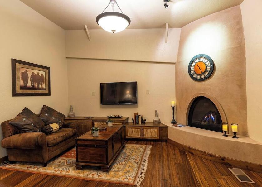 Washington Prosser Living Area