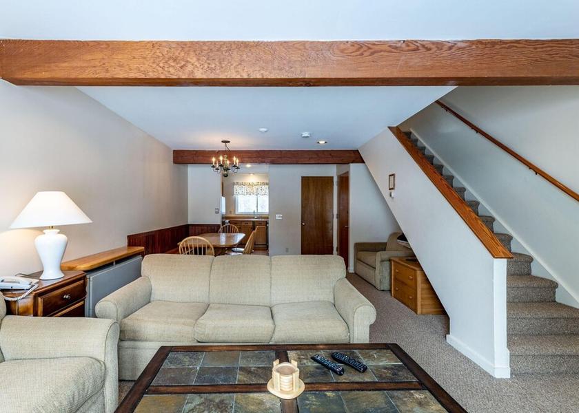 Kentucky Jeffersonville Room