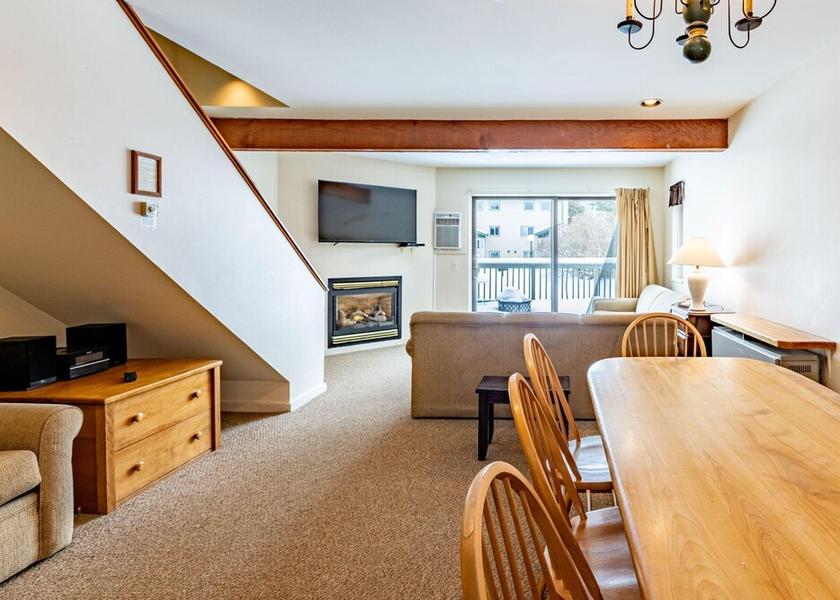 Kentucky Jeffersonville Room