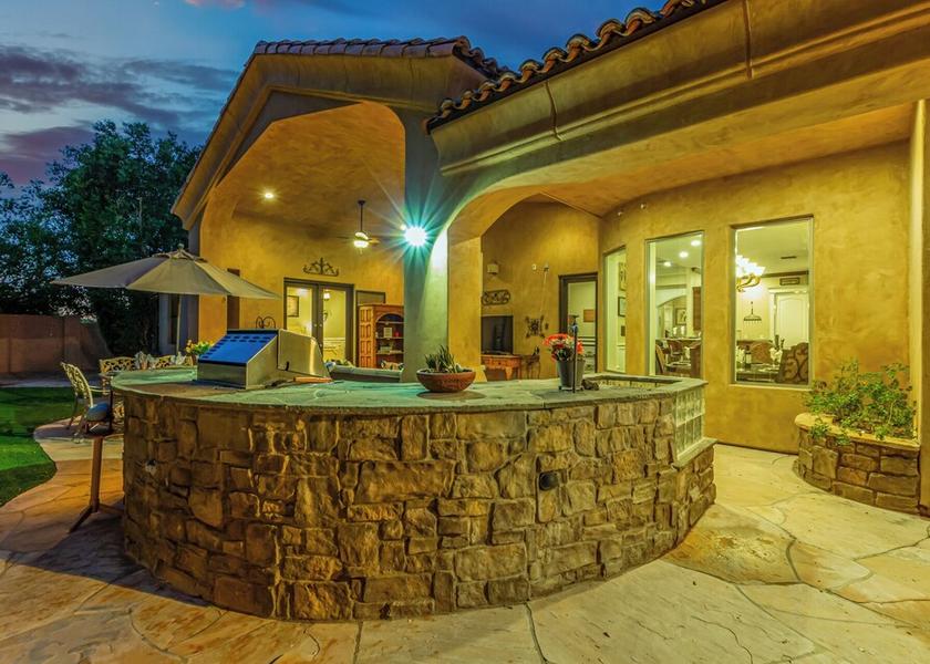 Arizona Mesa Property Grounds