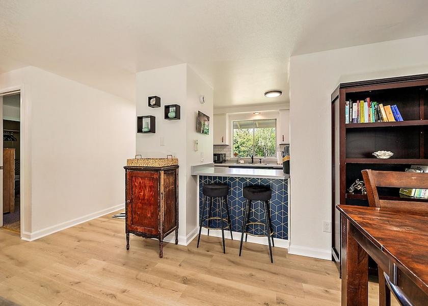 Oregon Phoenix Room