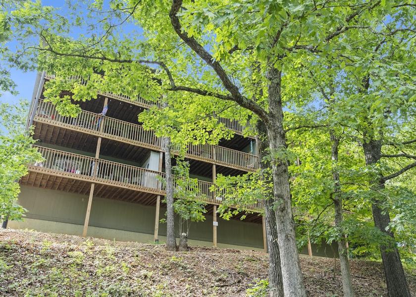 Missouri Branson West Exterior Detail