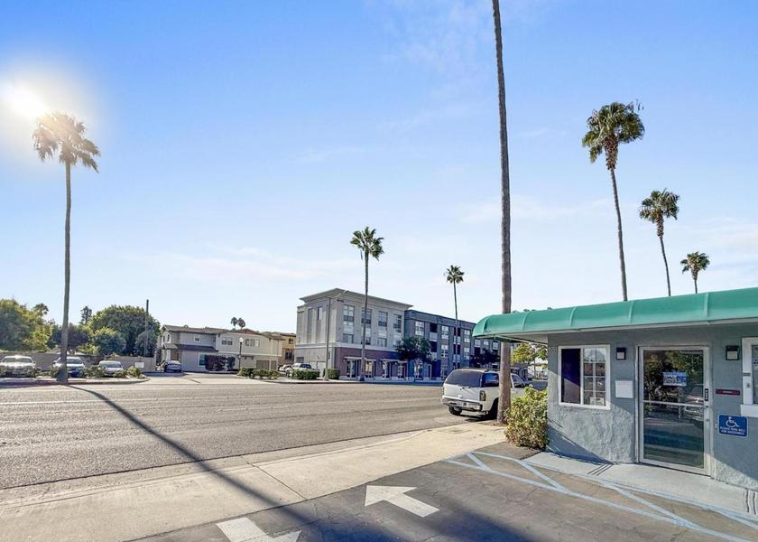 California Anaheim exterior view