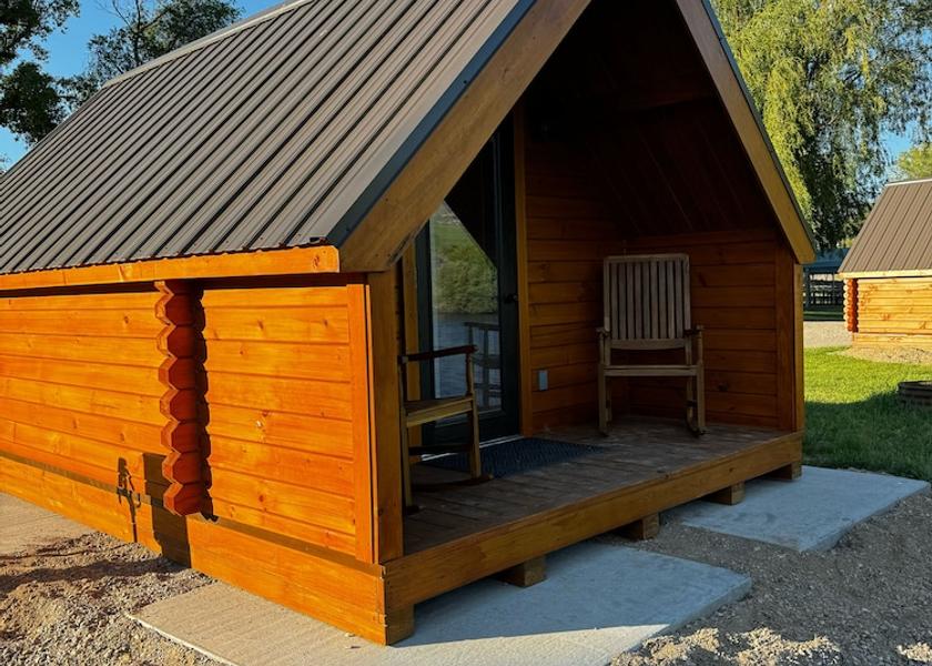 Idaho Lava Hot Springs Room