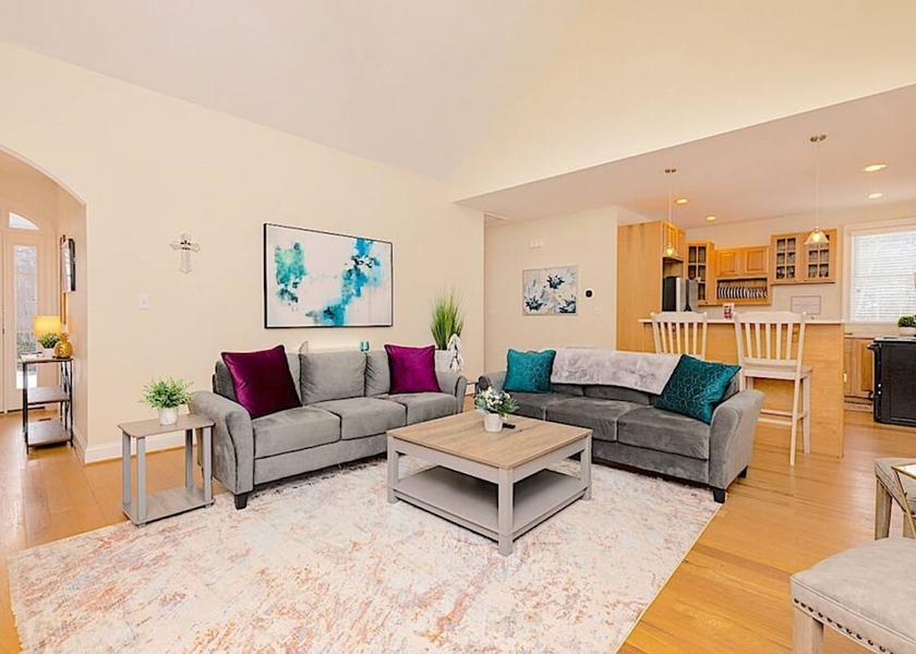 Virginia Nellysford Room