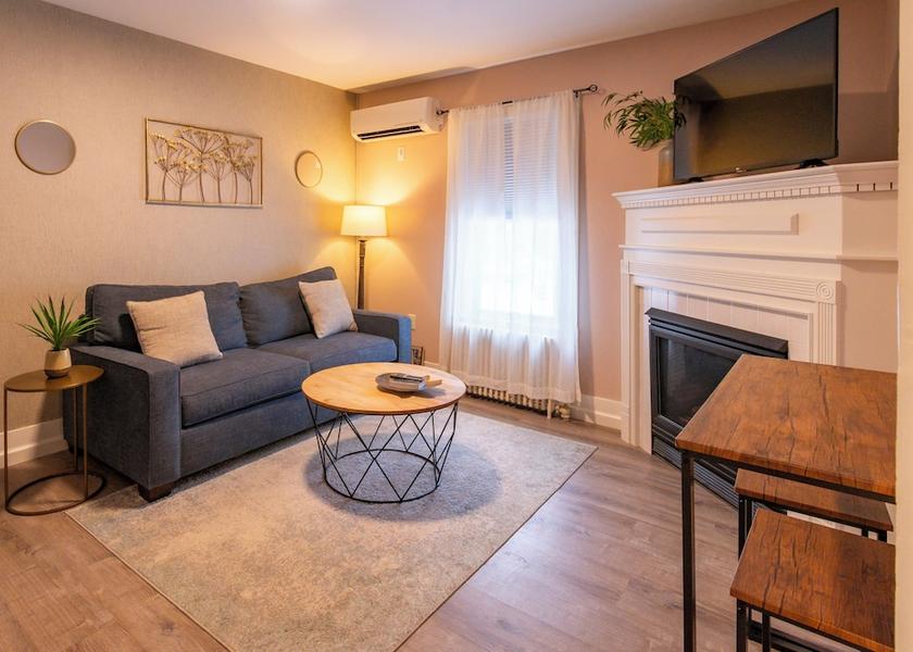New Hampshire Intervale Room