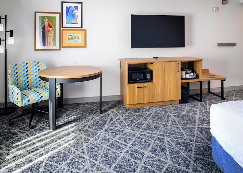 Missouri St. Louis Room