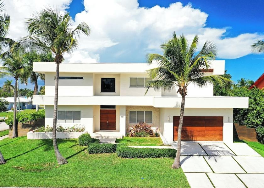 Florida Hollywood Interior Entrance