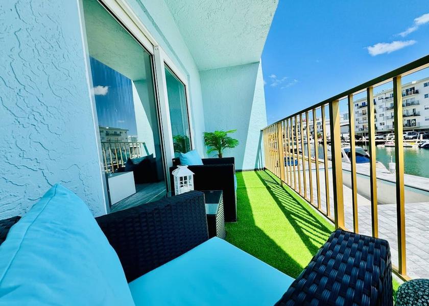 Florida north miami beach Room