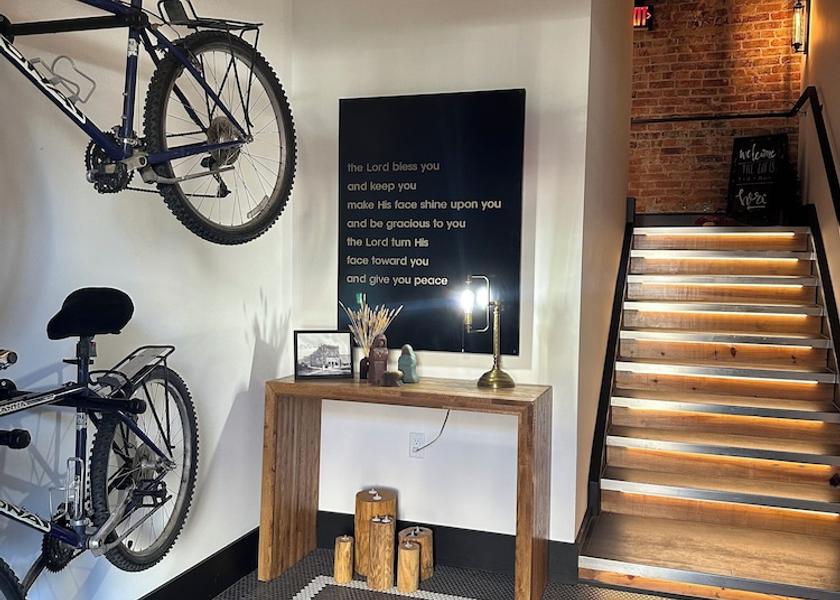 Arkansas Heber Springs Interior Entrance