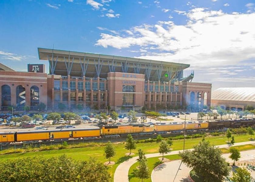 Texas College Station Room