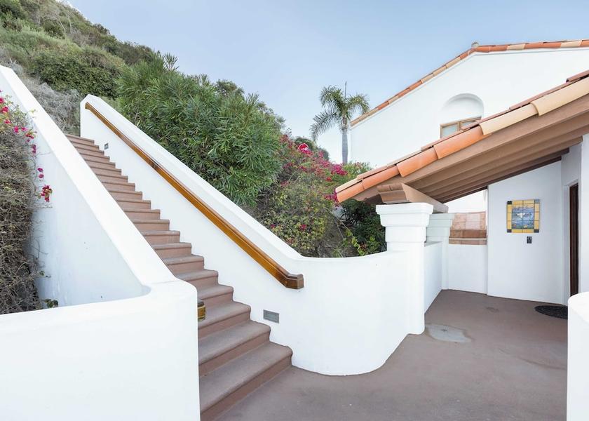 California Avalon Interior Entrance