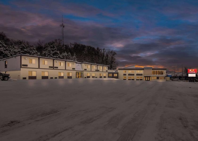 Michigan Manistee Exterior Detail