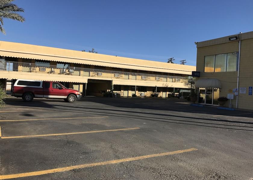 California Brawley Facade