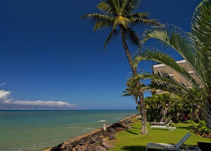 Hawaii Lahaina Property Grounds