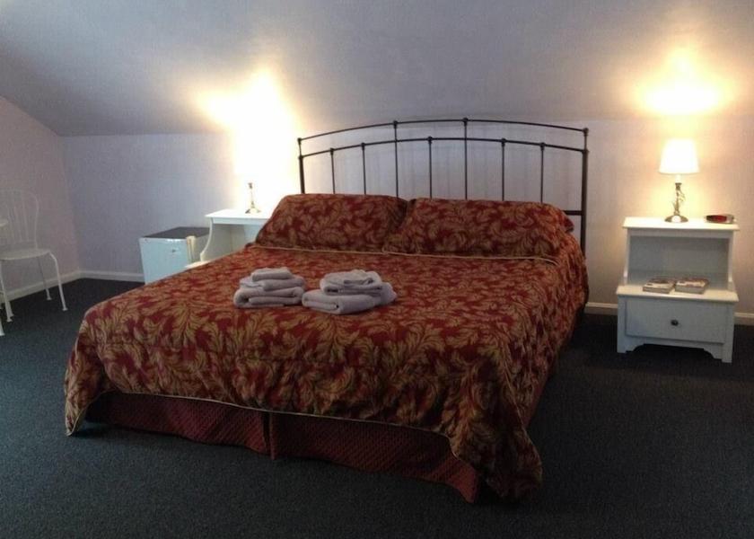 Ohio Put-in-Bay Room