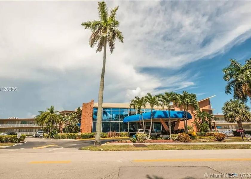 Florida Hallandale Beach Exterior Detail