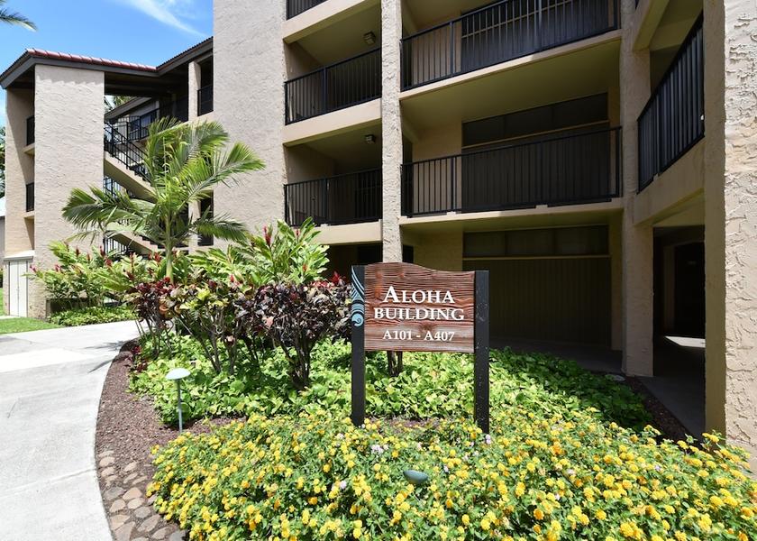 Hawaii Lahaina Exterior Detail