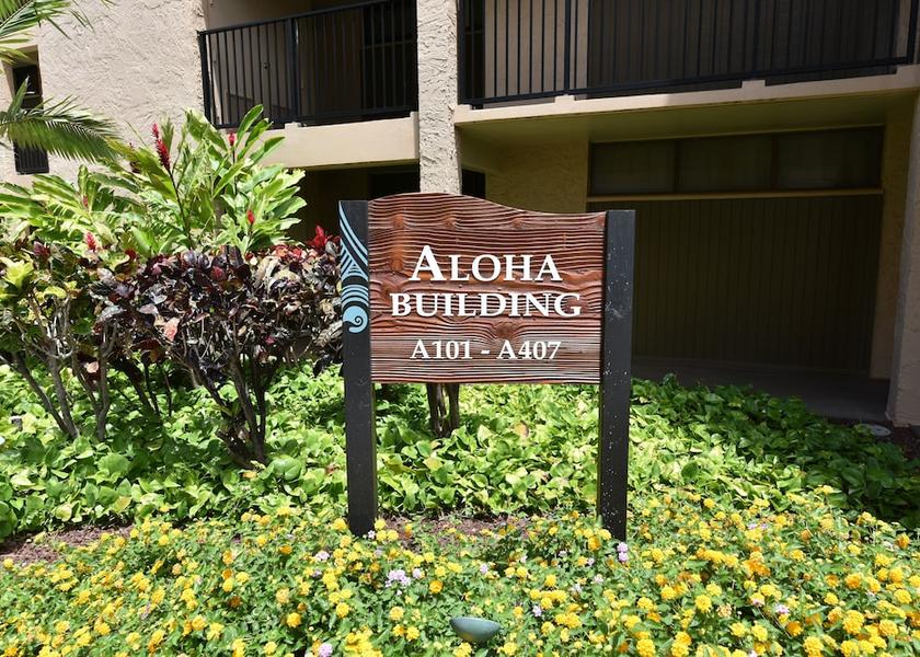 Hawaii Lahaina Property Grounds