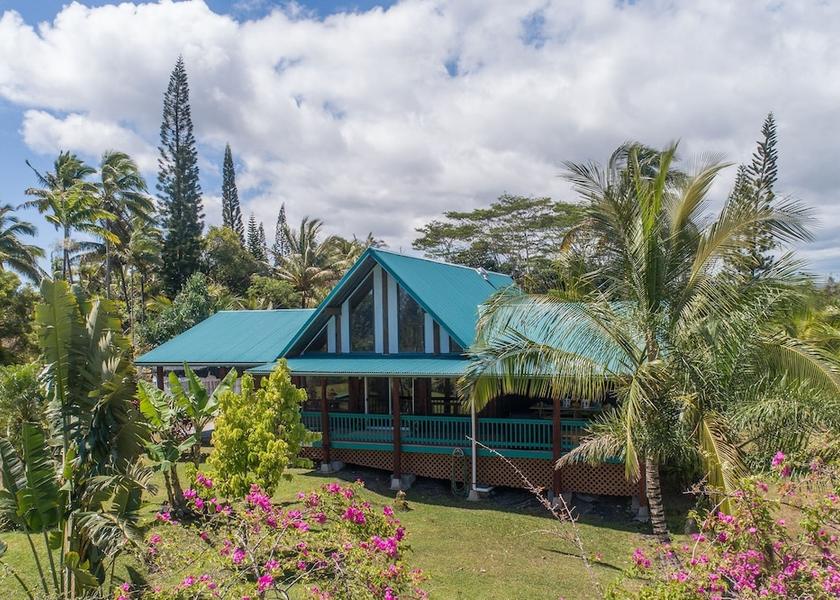 Hawaii Keaau Property Grounds