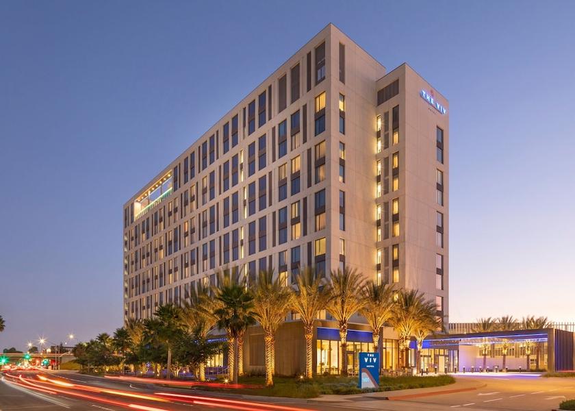 California Anaheim Exterior