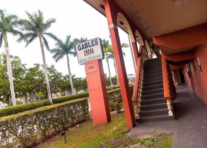 Florida Coral Gables Property grounds