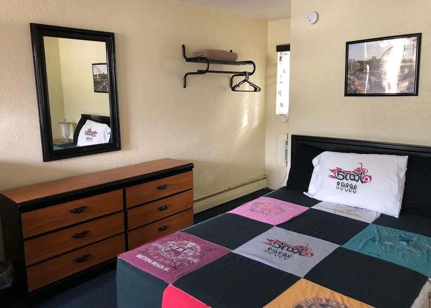 Florida Port Orange Room