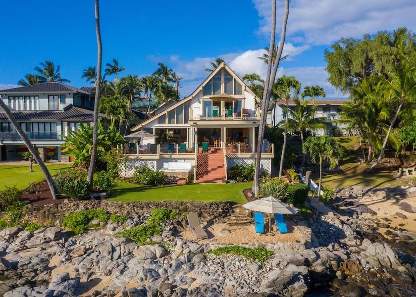 Hawaii Lahaina Exterior Detail