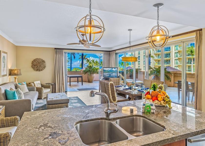 Hawaii Lahaina Kitchen