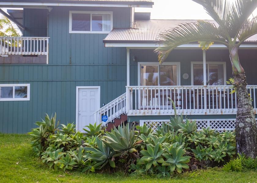 Hawaii Keaau Exterior Detail