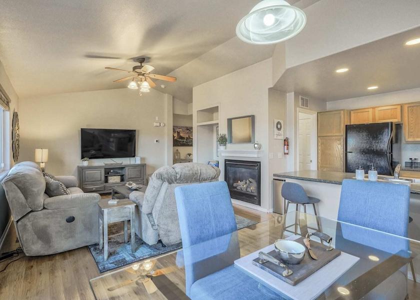Colorado Colorado Springs Living Area