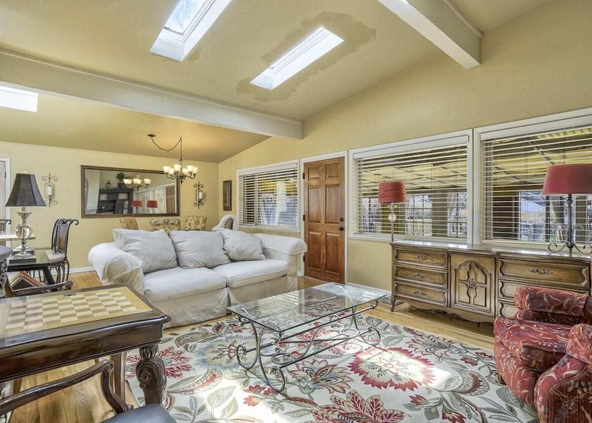 Colorado Colorado Springs Living Area