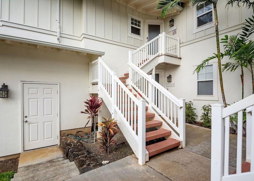 Hawaii Princeville Exterior Detail