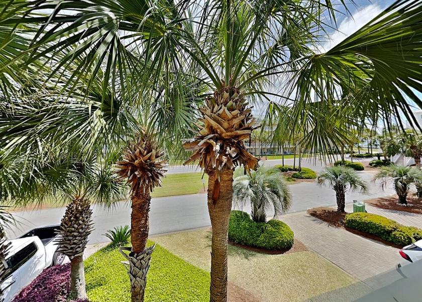 Florida Miramar Beach Property Grounds