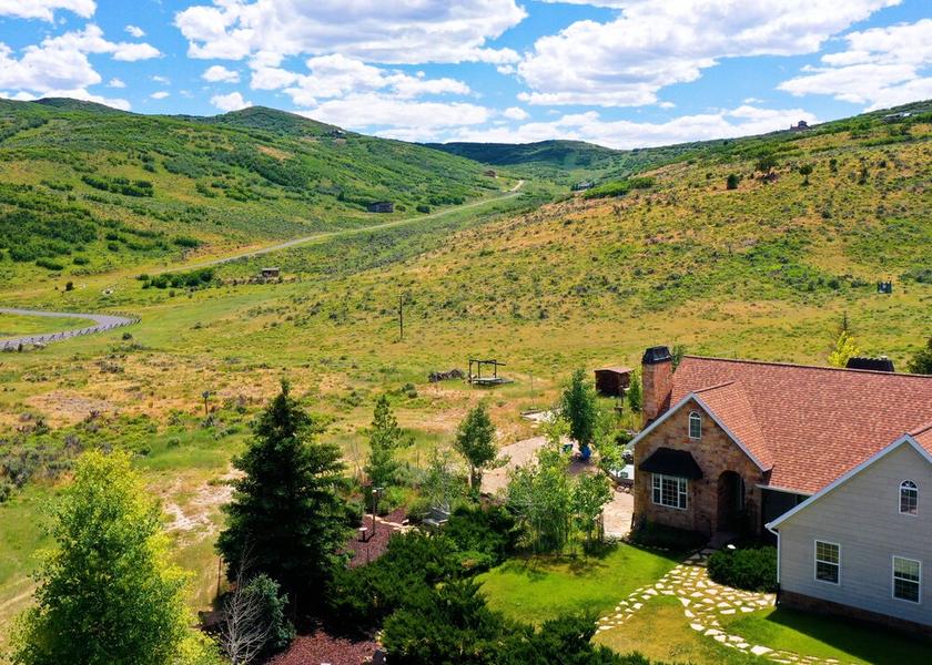 England Coalville Exterior Detail