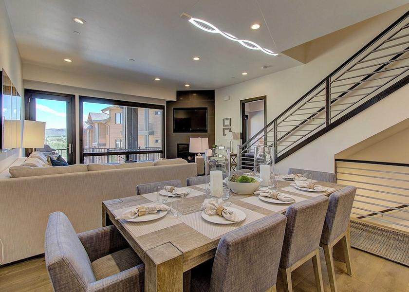 Kentucky Park City Dining Area