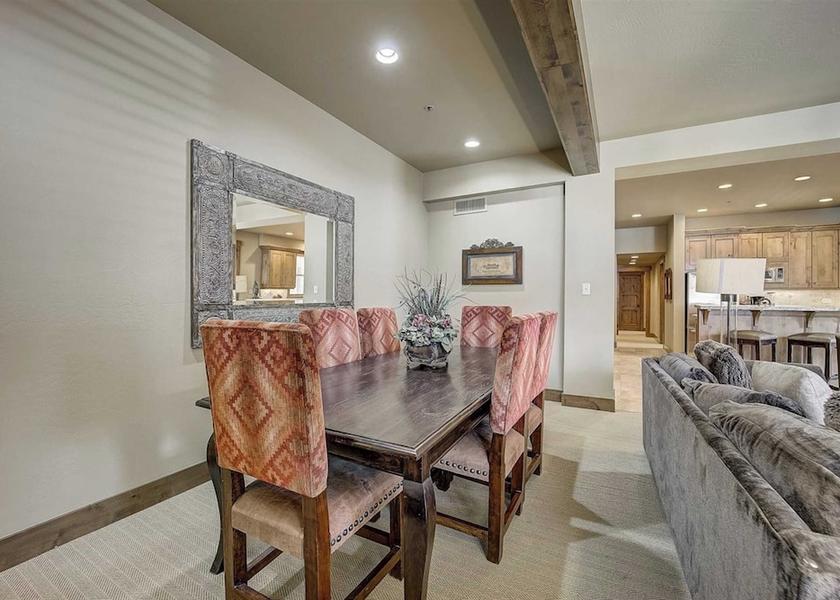 Kentucky Park City Interior Entrance