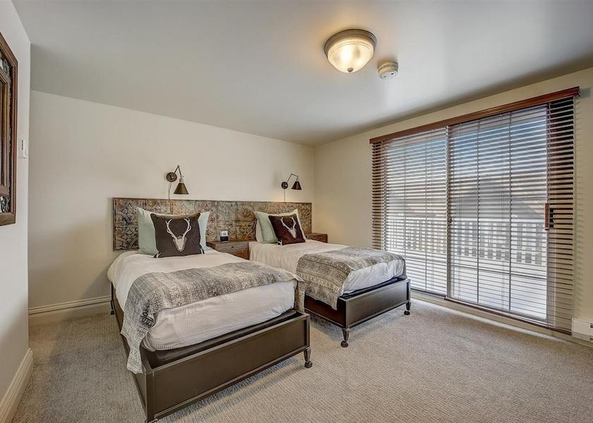 Kentucky Park City Interior Entrance