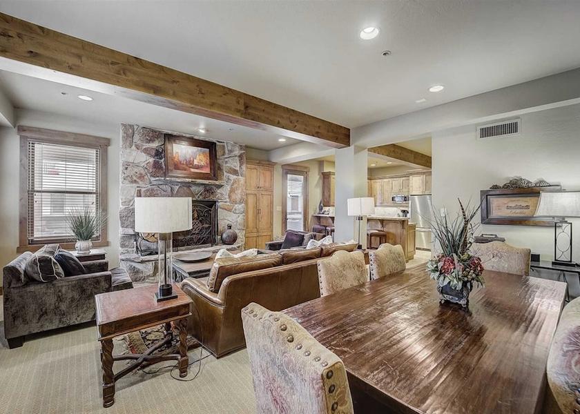 Kentucky Park City Interior Entrance