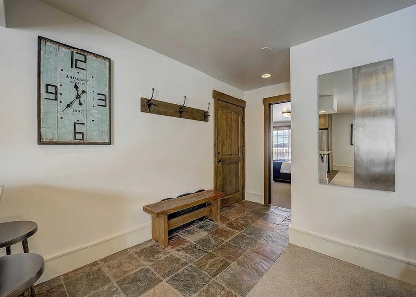 Kentucky Park City Interior Entrance