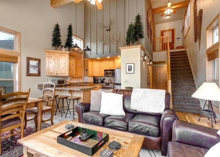 Kentucky Park City Living Area