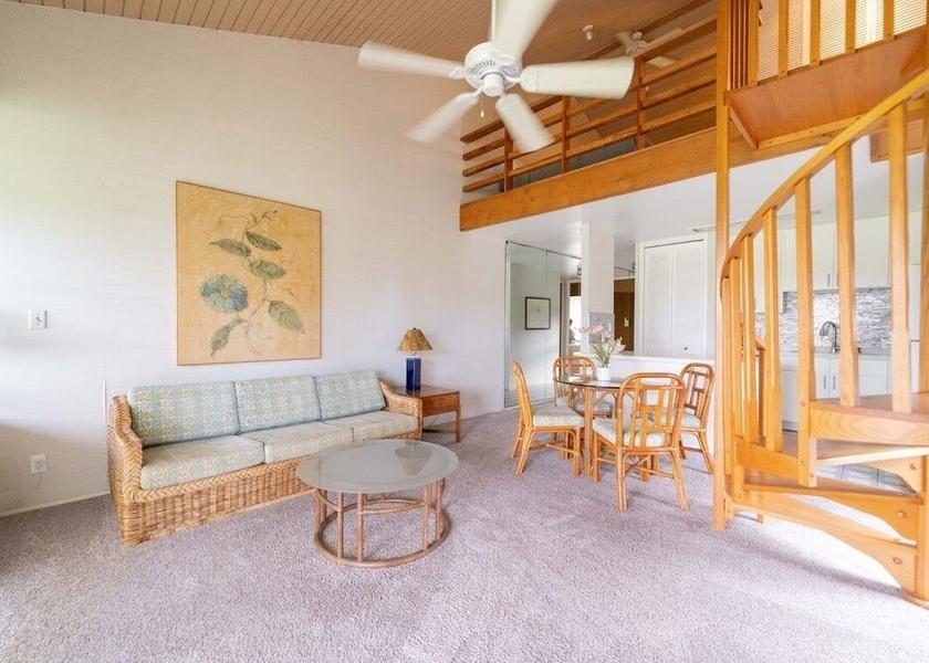 Hawaii Kahuku Living Area