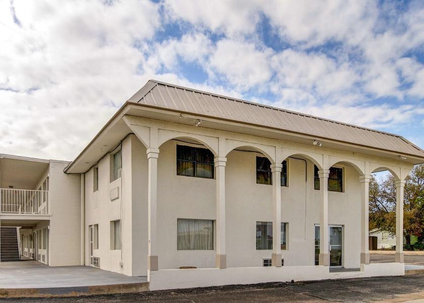 Texas Waco Exterior Detail