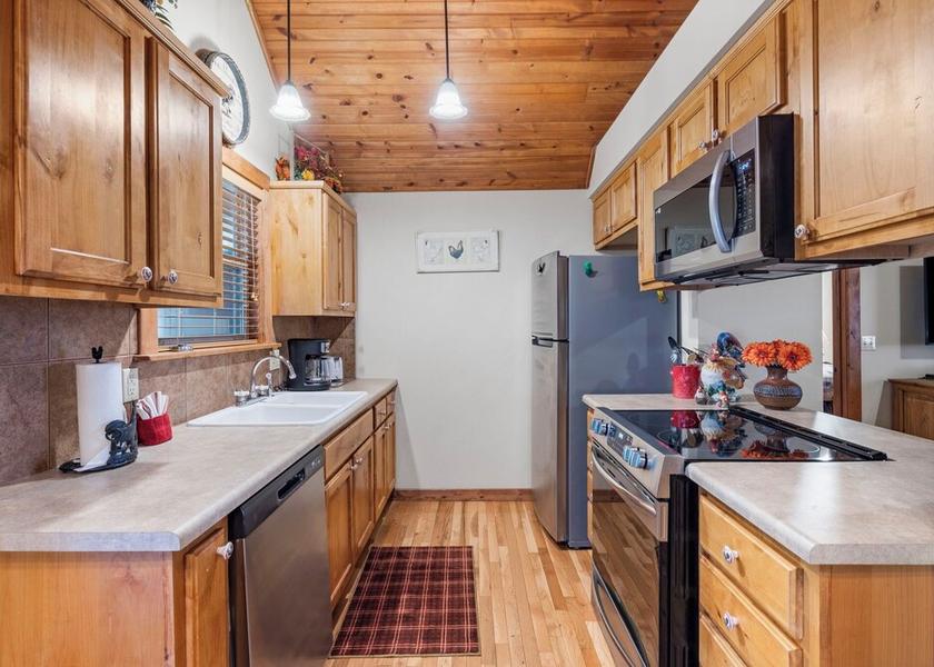 Missouri Branson West Kitchen