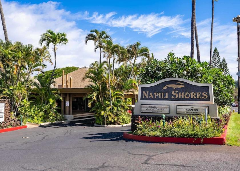 Hawaii Lahaina Exterior Detail