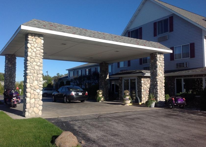 Michigan St Ignace Exterior