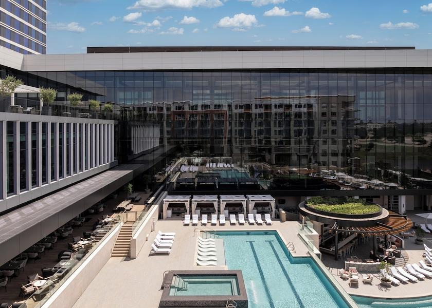 Virginia Arlington Pool