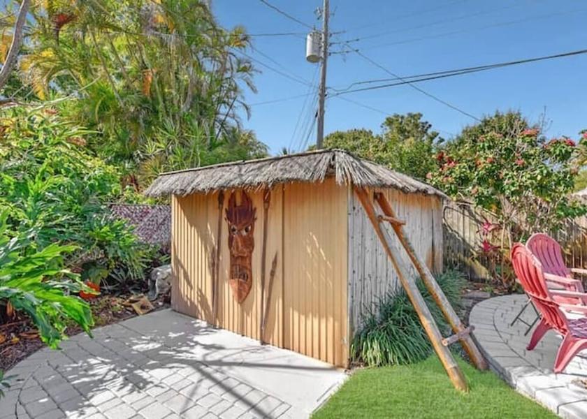 Florida Wilton Manors Room