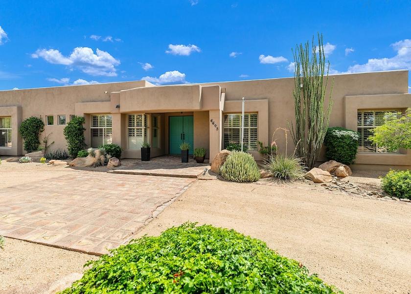 Arizona Cave Creek Primary image